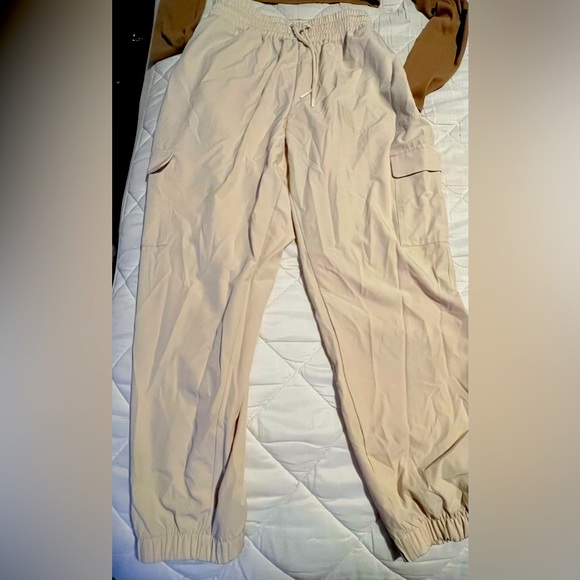 Khaki pants - Picture 2 of 3